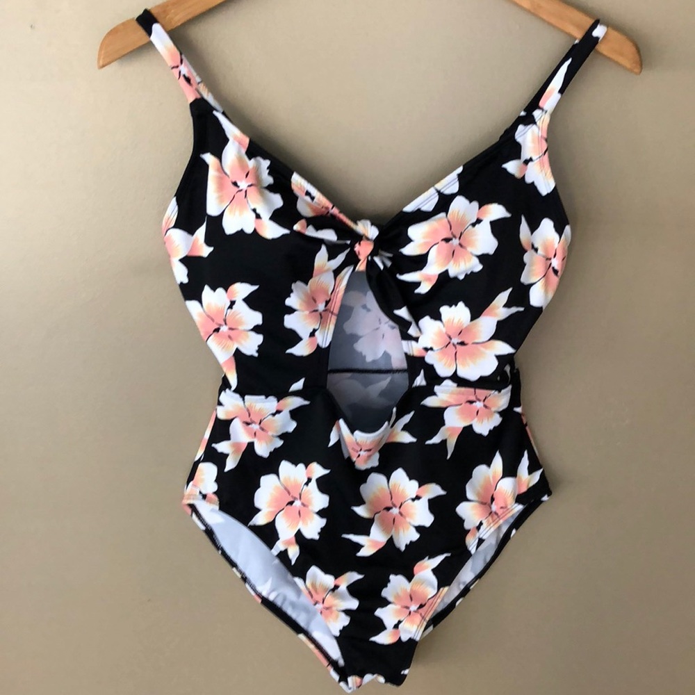 Beach Betty by Miracle Swim